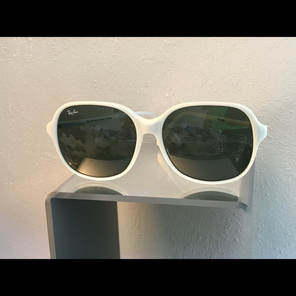 Ray-Ban Accessories - White Oversized Ray Ban Sunglasses Like New